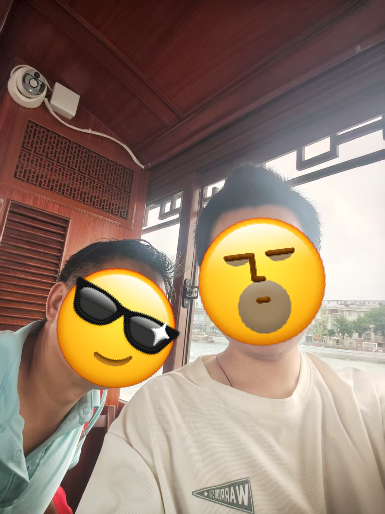 游船上